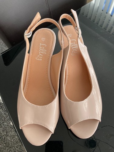 Ladies beige wedge shoes size - ladies,