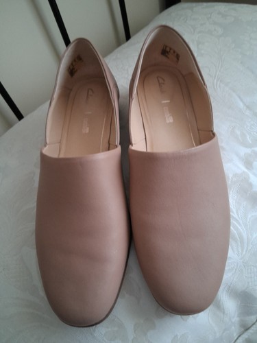Clarks slip shoes - on, size