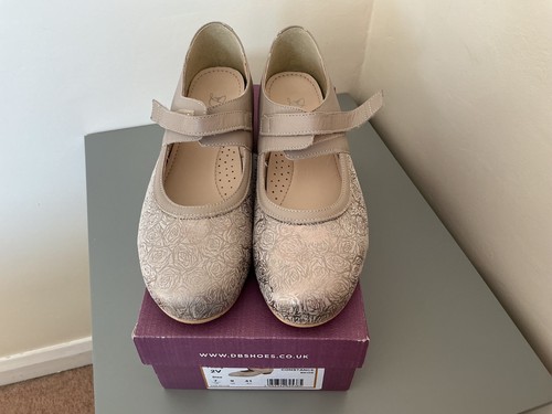 Smart shoes - smart,