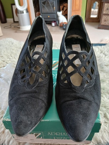 Ladies suede shoes - ladies, size