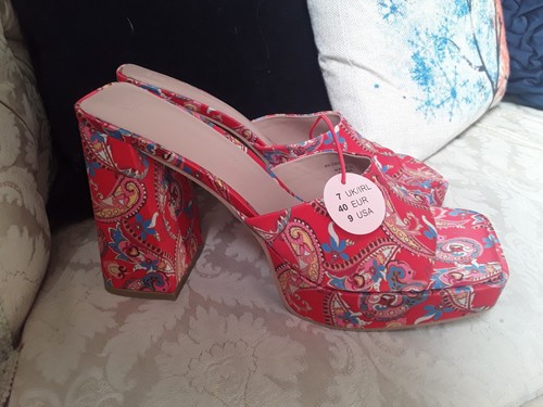 Lovely pair new primark - lovely,