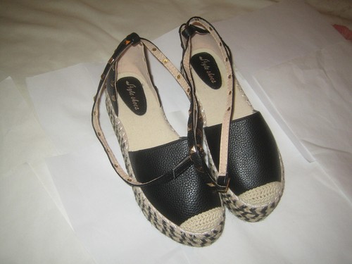 Ladies shoes style - ‘,